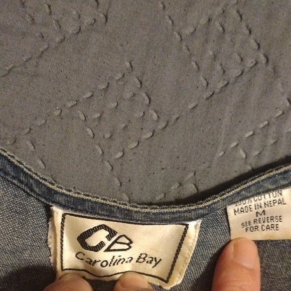 Floral Embroidered Denim Blouse - Picture 5 of 9